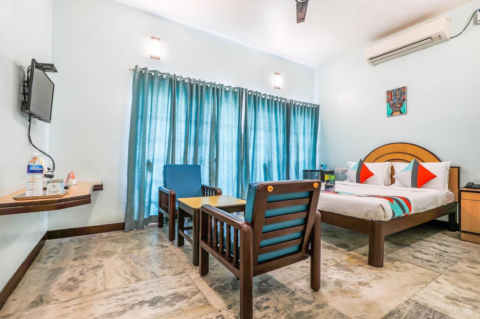 Fabexpress Santhi Inn - 500 Meters From Promenade Beach Puduccseri Kültér fotó